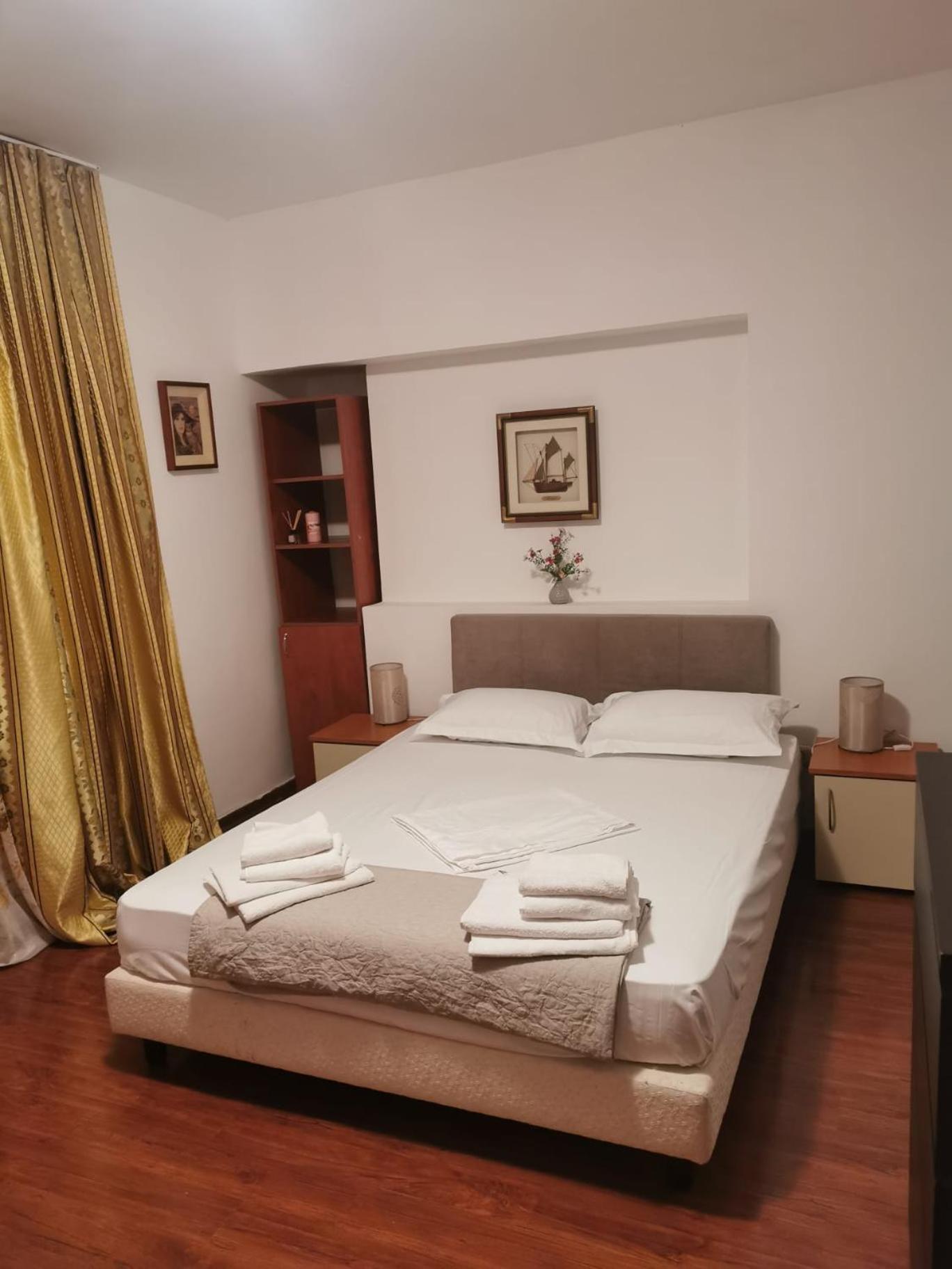 Old Center Apartament ブカレスト エクステリア 写真
