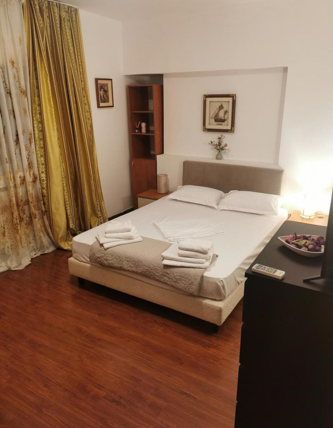 Old Center Apartament ブカレスト エクステリア 写真